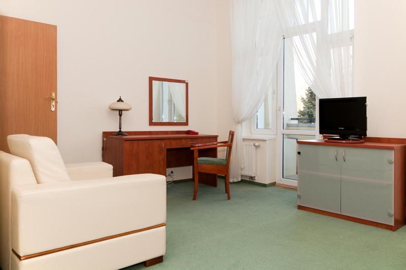 Bursztyn Bed and breakfast 3*