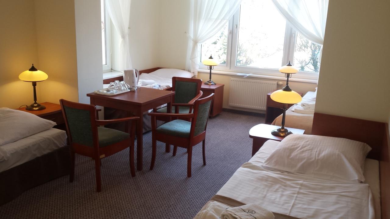 Bursztyn Bed and breakfast 3*