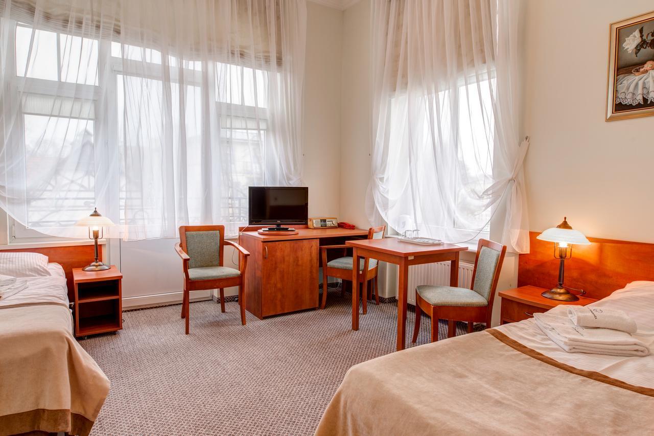 Bed and breakfast Bursztyn 3*